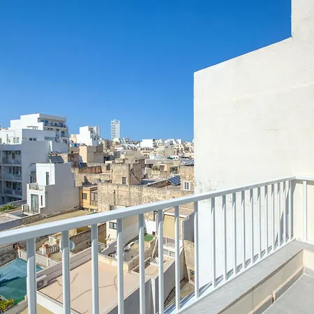 5 Star Luxury Marina Penthouse - Stunning Sea Views And Prime Location Msida